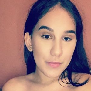 Meet your Posher, Dalilah